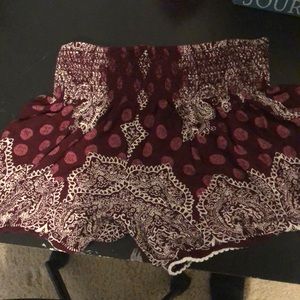 flowly dark red and white pattern shorts